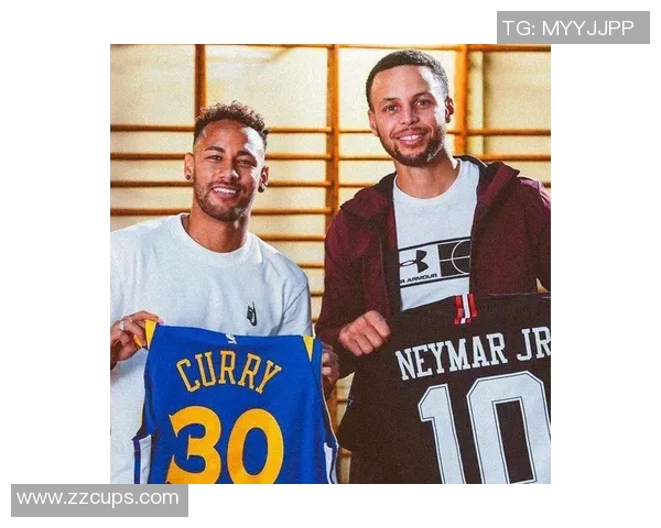 篮球与足球巨星跨界对比与匹配探讨:两项运动的风格与影响力分析 篮球与足球巨星跨界对比与匹配探讨:两项运动的风格与影响力分析