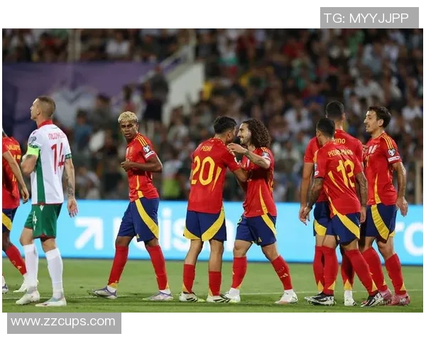 足球比赛中的球星更衣瞬间为何成为焦点事件引发热议